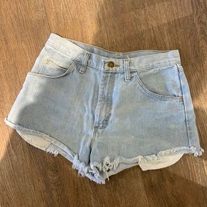 WRANGLER RELAXED FIT JEAN SHORTS